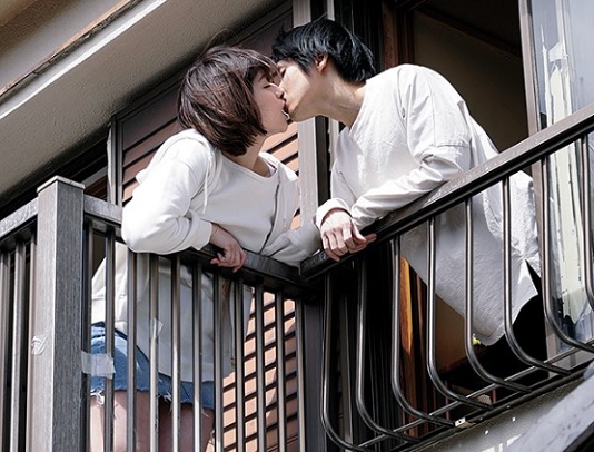 【熟女】白美たま子のエッチな本見ちゃった…母ちゃんにフェラさせられちゃった